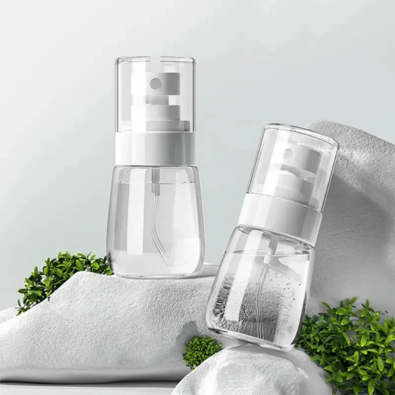 2pcs Mini Spray Bottle Fine Mist Alcohol Atomizer Portable Refillable Liquid Container for Cleaning Skin Care Beauty Accessories